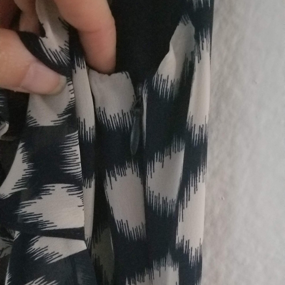 Adrianna Papell blue white ruffle sleveledress  2P - Picture 6 of 8